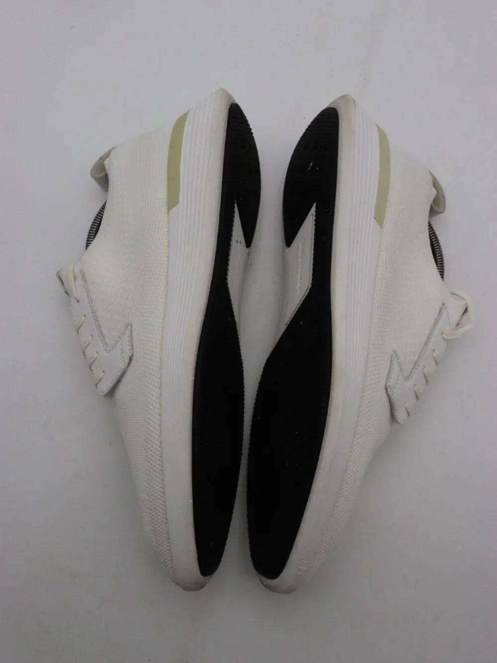 Wolf & Shepherd Swiftknit Derby Men's Size 11 White Sneakers Shoes Comfort